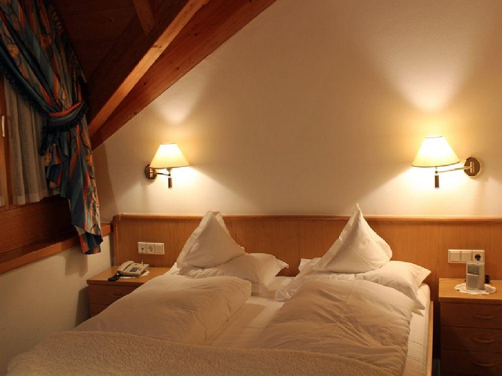 Hotel Loewenhof Bressanone Esterno foto